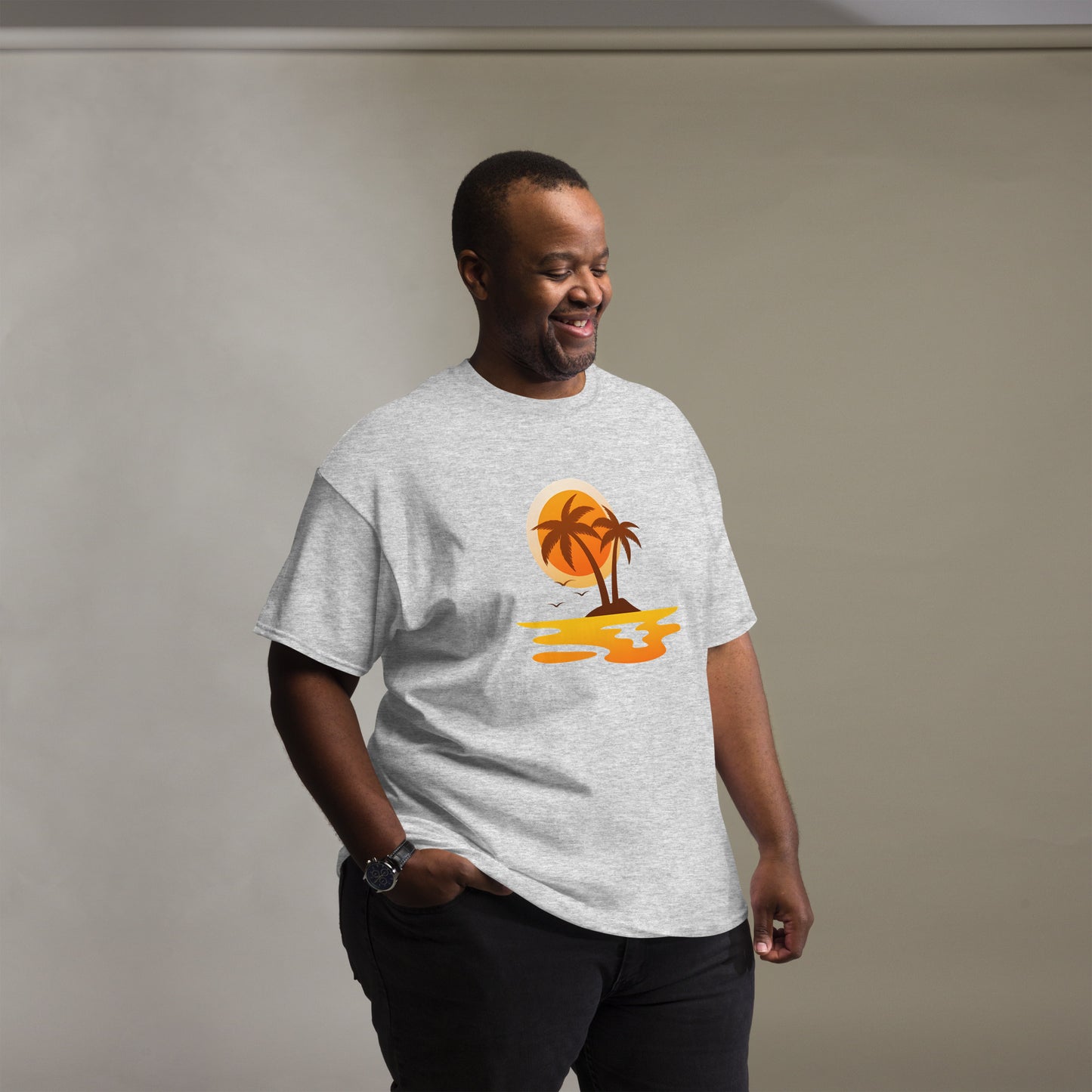 Men with grey t-shirt with sunset and palm trees