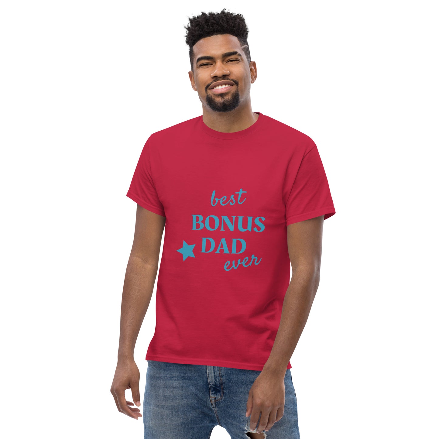 Men with cardinal t-shirt with text "best BONUS DAD ever"