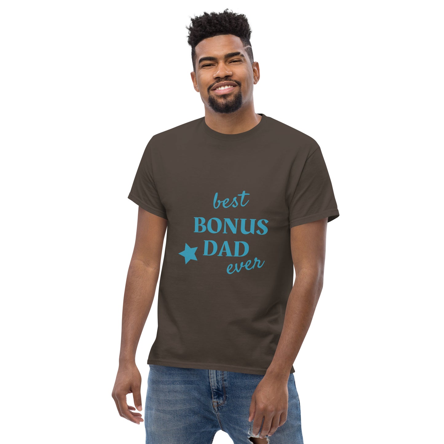 Men with dark chocolate t-shirt with text "best BONUS DAD ever"