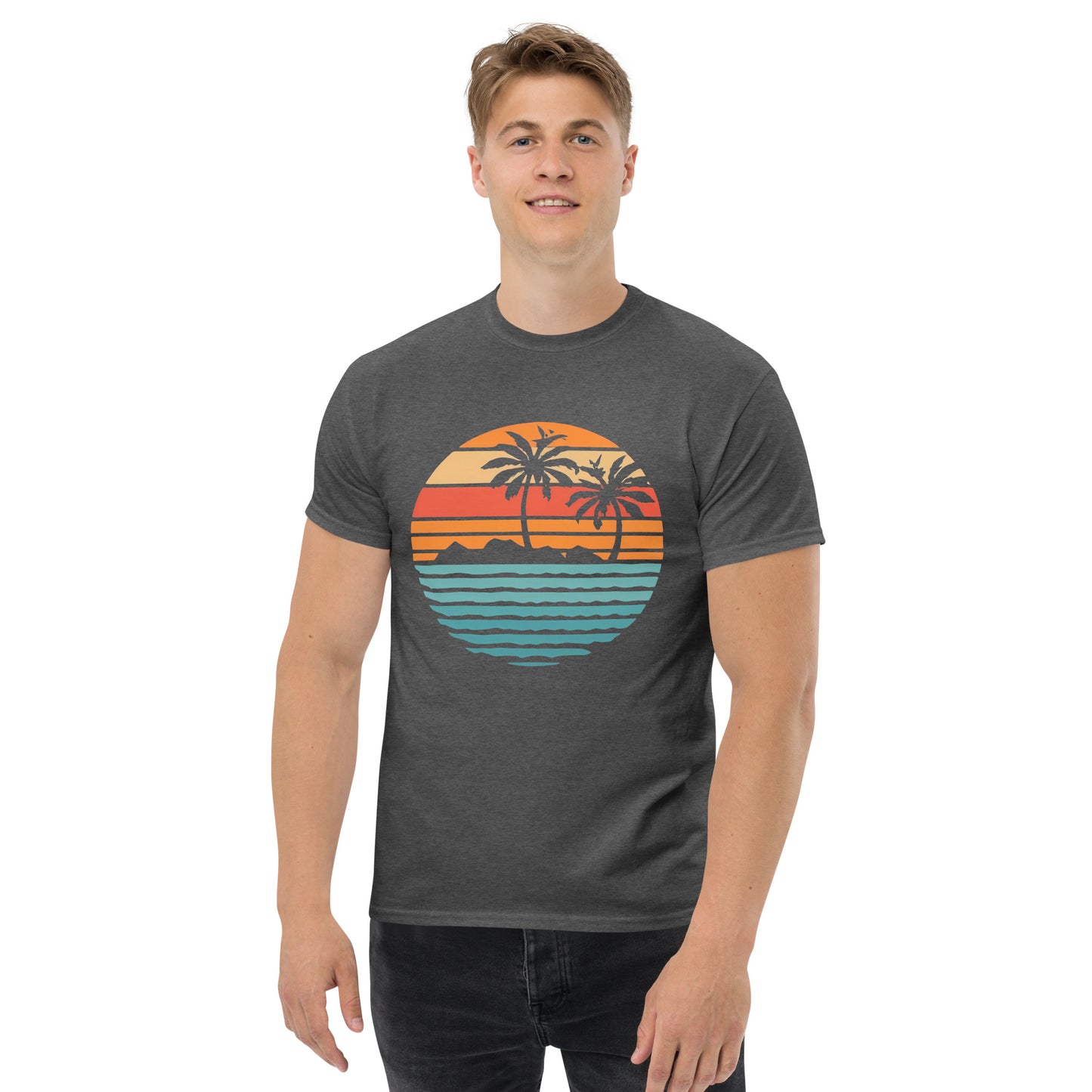 Men with dark grey T-shirt and a retro Island