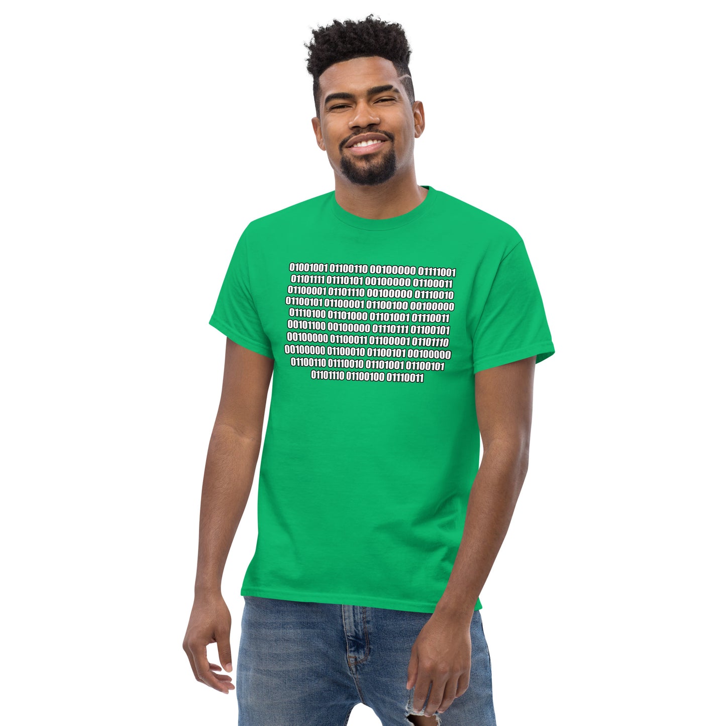 Men with irish green t-shirt with binaire text "If you can read this"