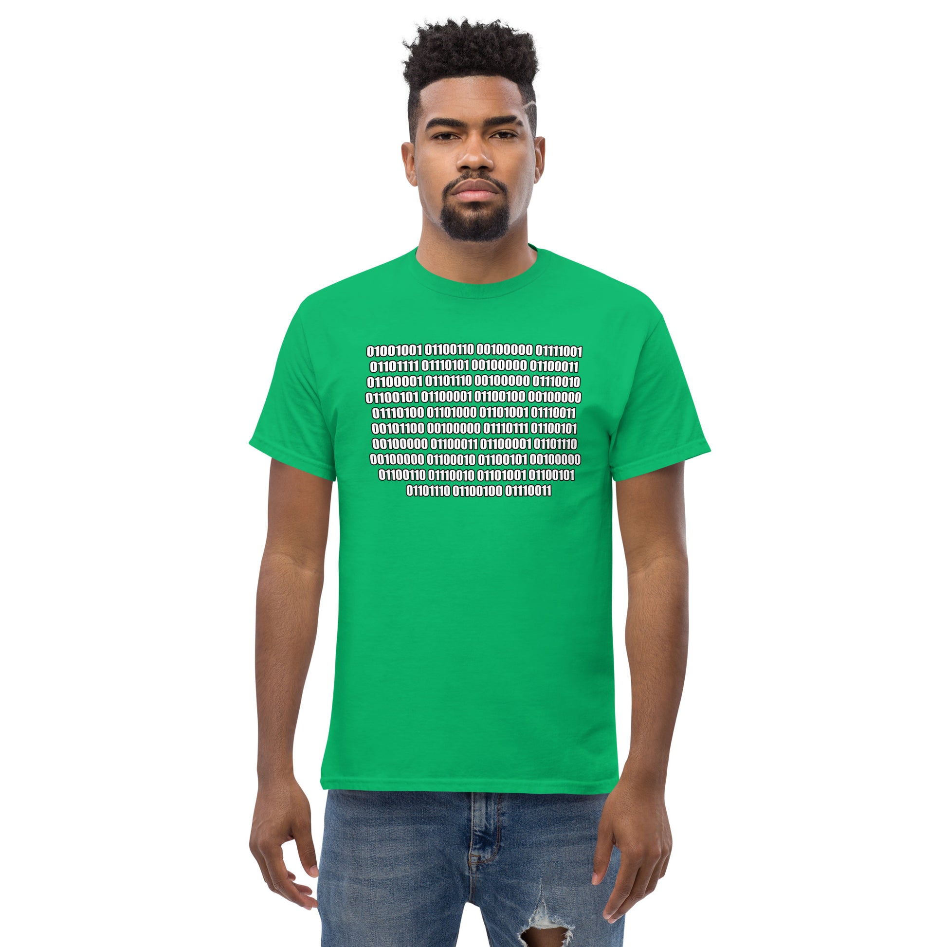 Men with irish green t-shirt with binaire text "If you can read this"