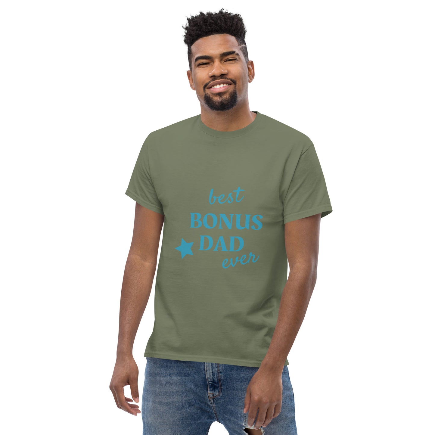 Men with military green t-shirt with text "best BONUS DAD ever"