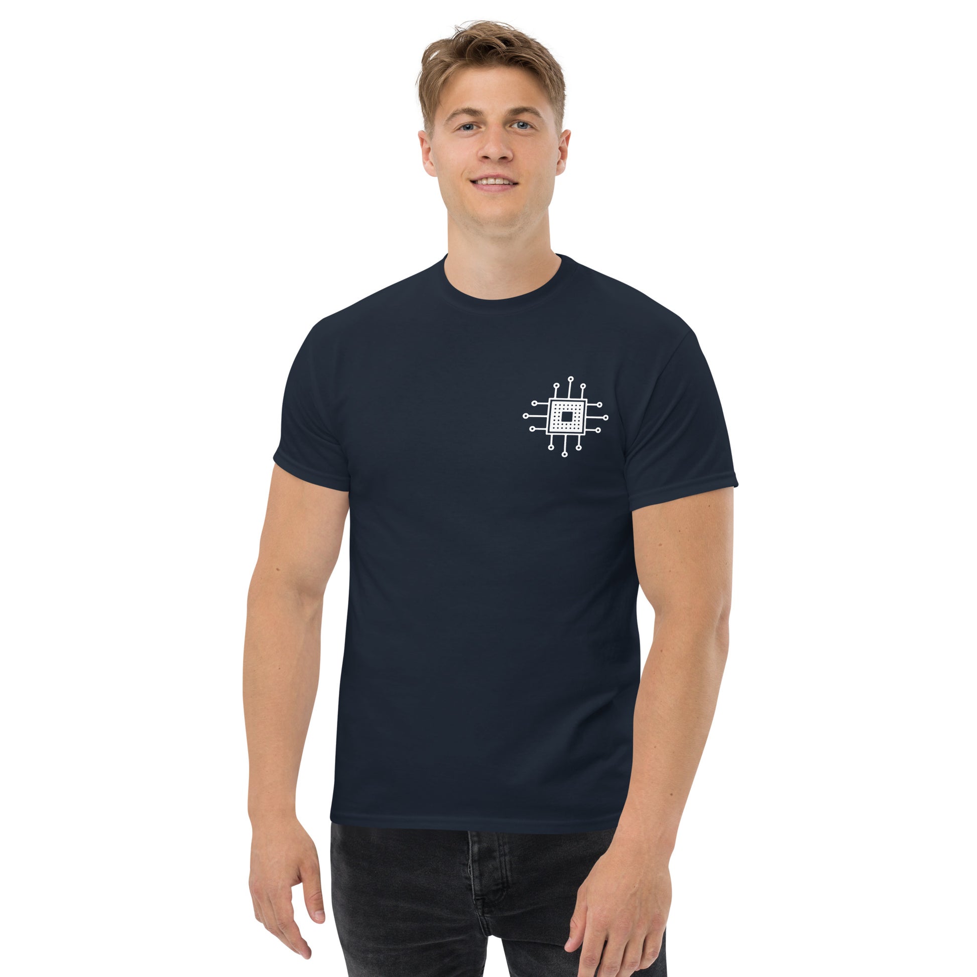 Men with navy T-shirt with the picture CPU 