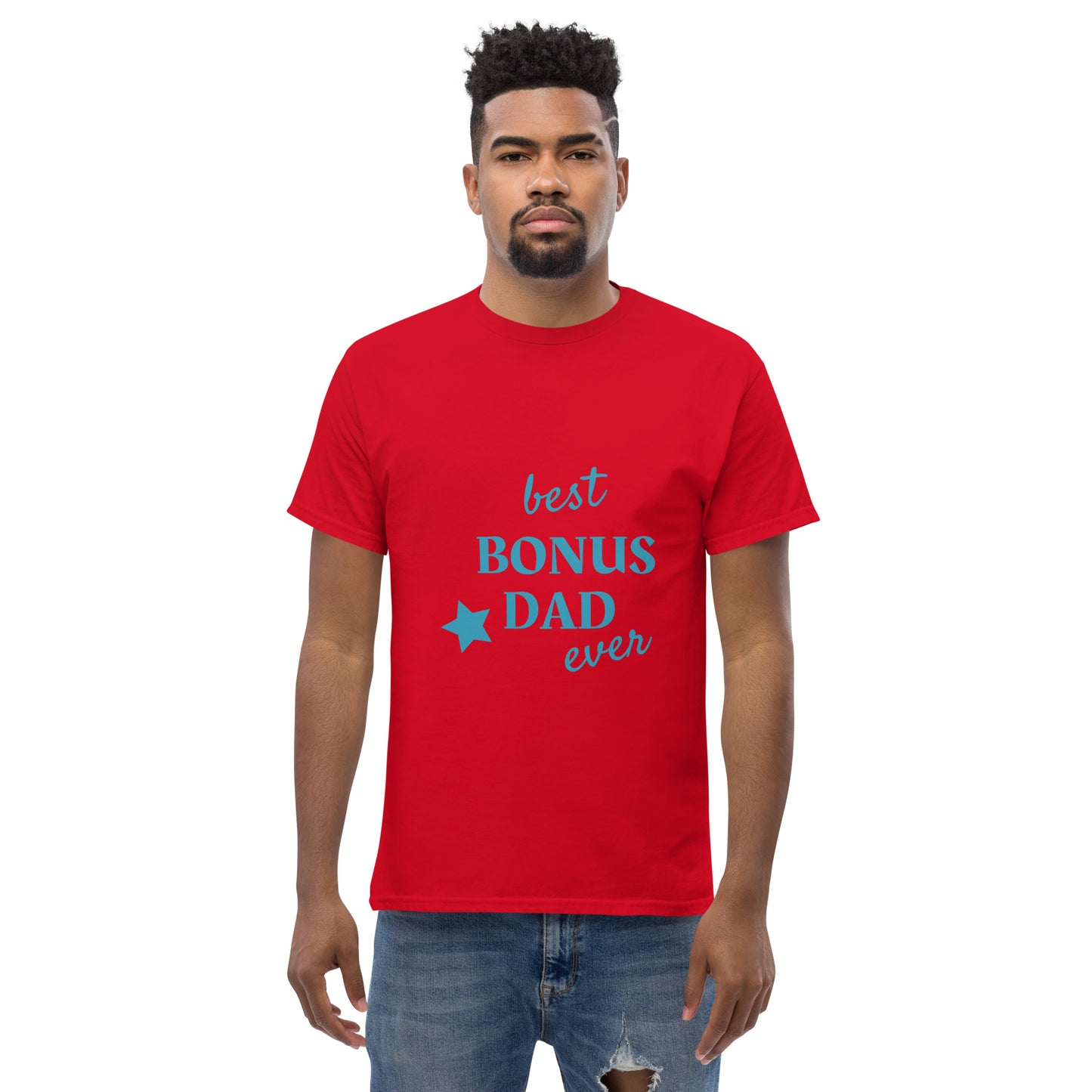 Men with red t-shirt with text "best BONUS DAD ever"