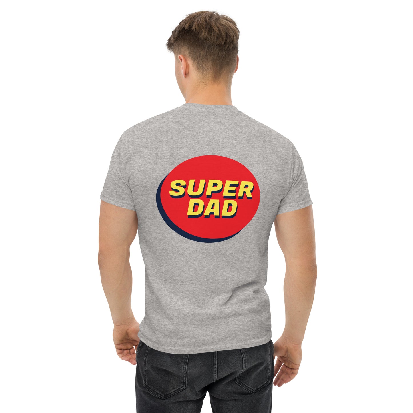 Men with sport grey T-shirt and Super dad on the back