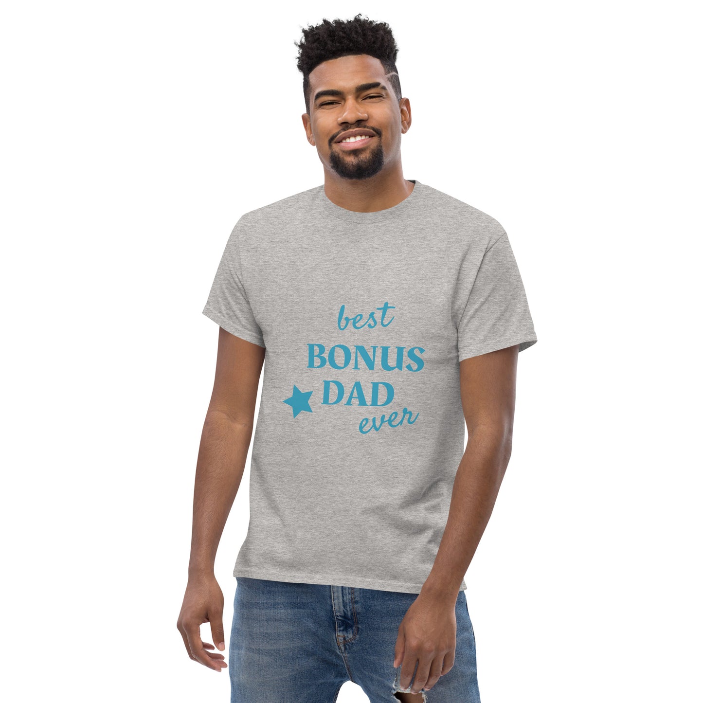 Men with sport grey t-shirt with text "best BONUS DAD ever"