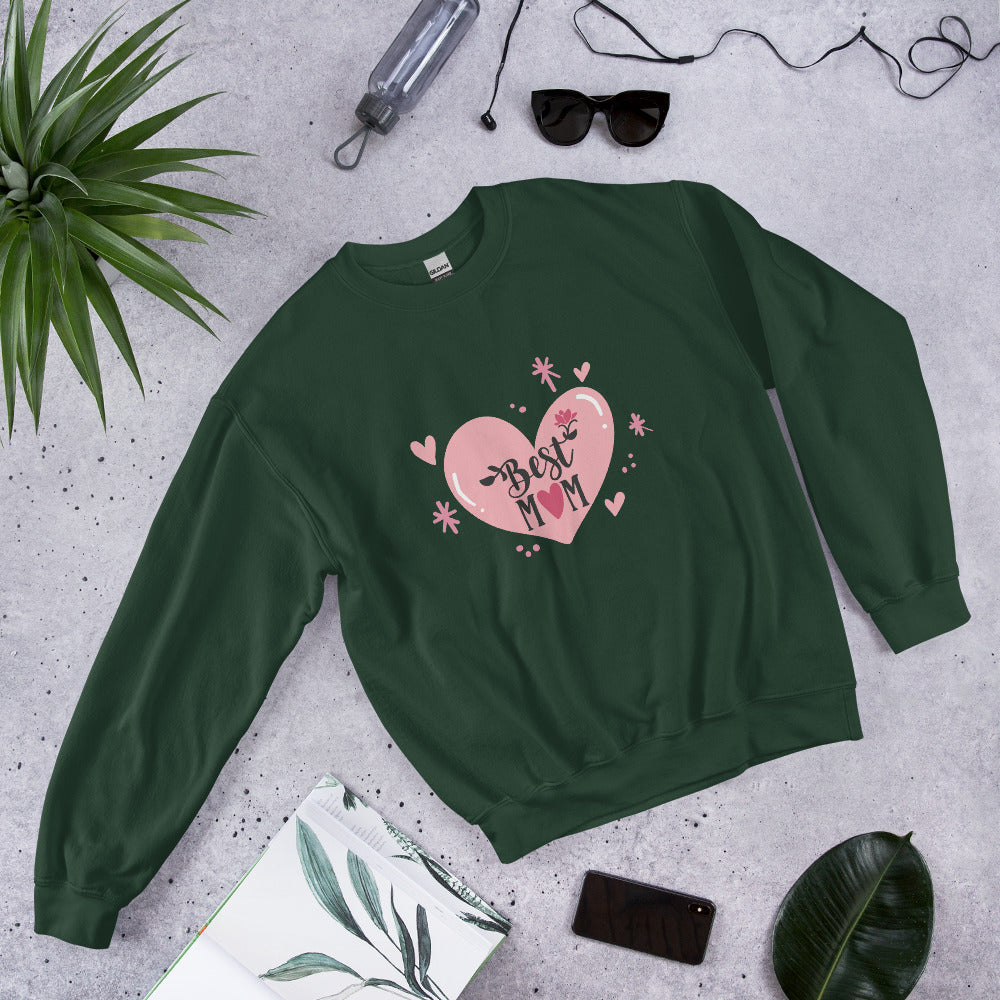 forest green sweatshirt with hart and text best MOM