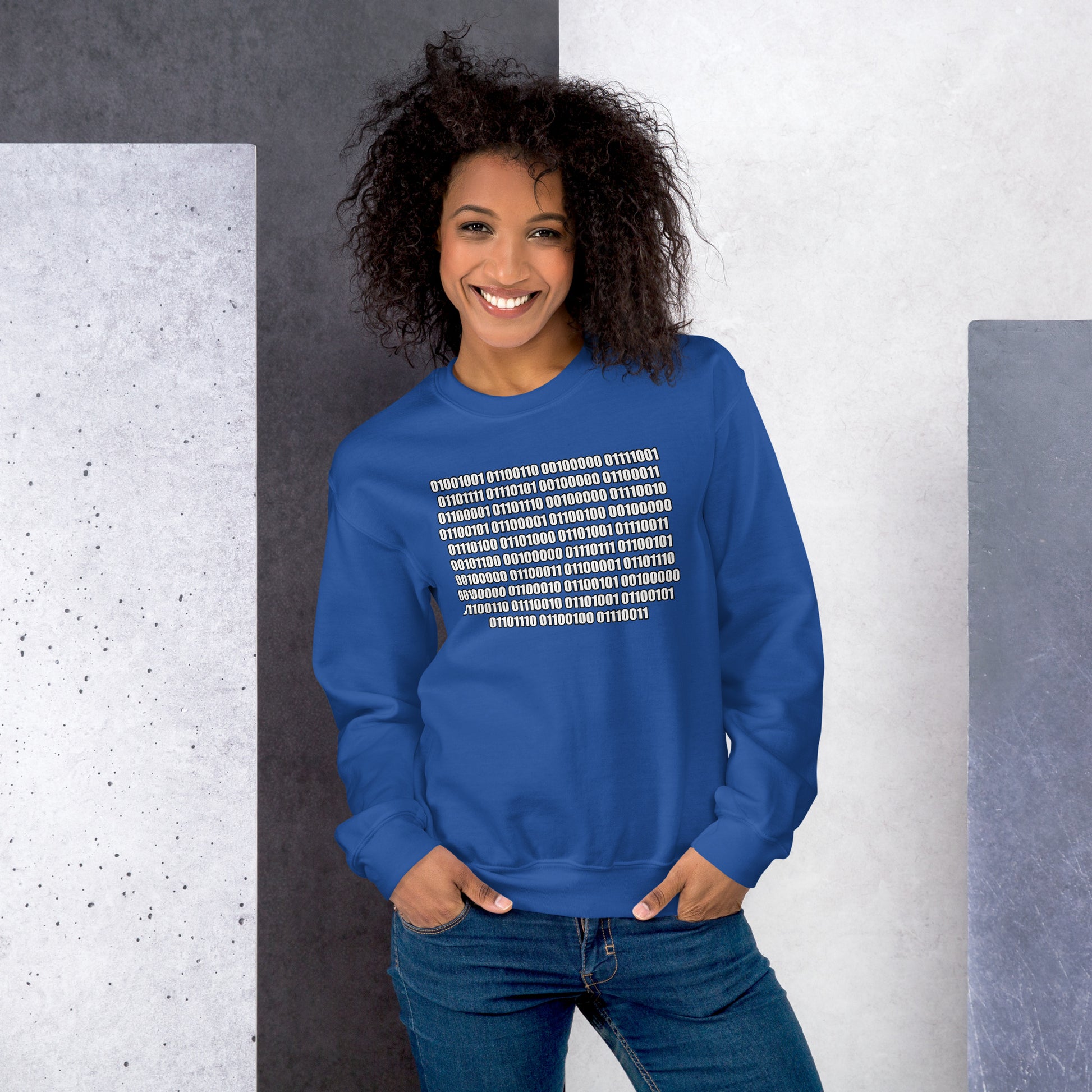 Women with royal blue sweatshirt with binaire text "If you can read this"