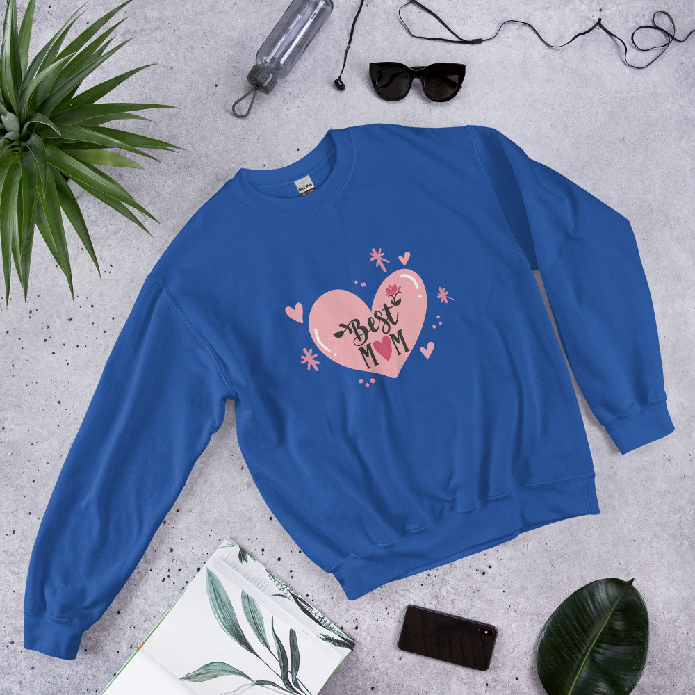 royal blue sweatshirt with hart and text best MOM