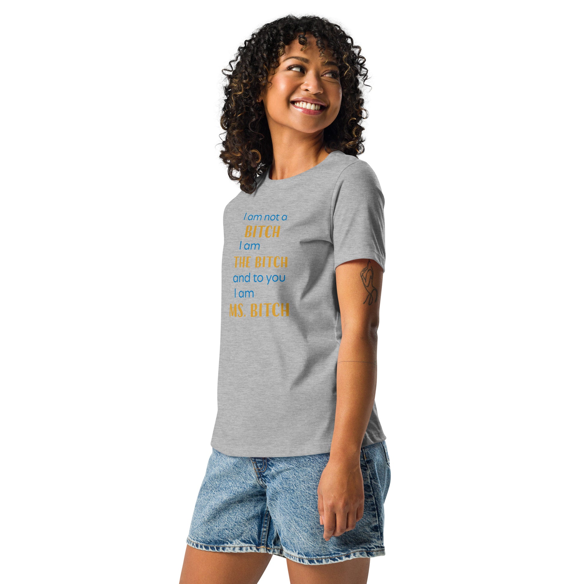 Women with grey t-shirt with the text "to you I'm MS bitch"