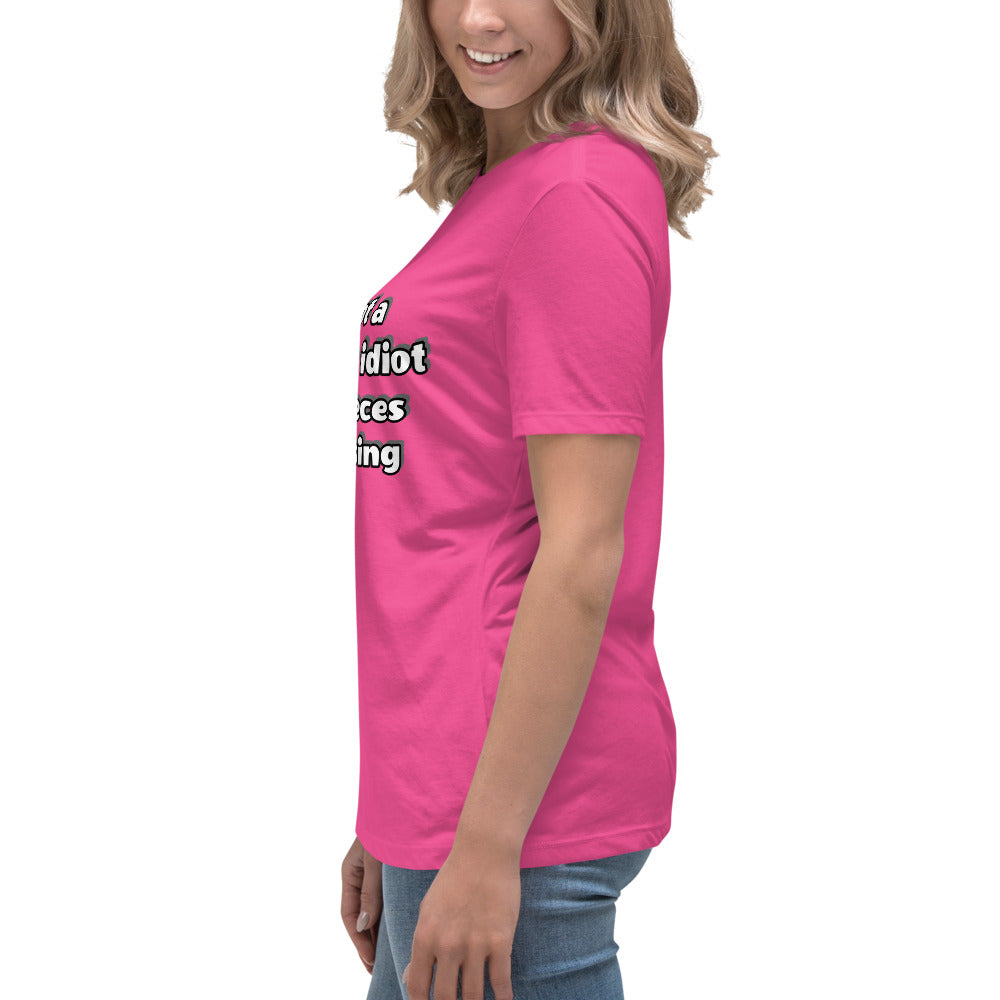 Women with berry t-shirt with text “I’m not a complete idiot, some pieces are missing”