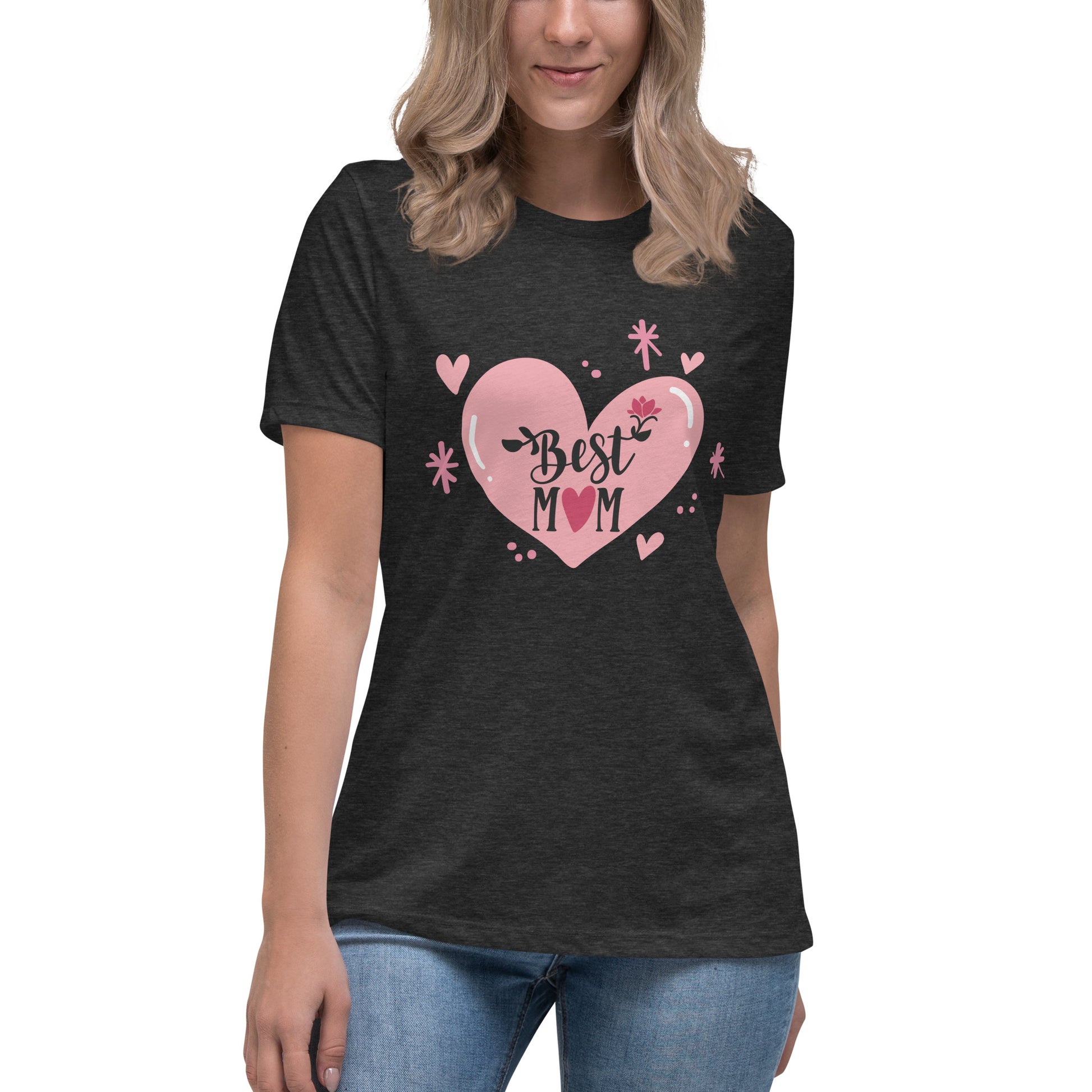 Women with dark grey t shirt with hart and text best MOM