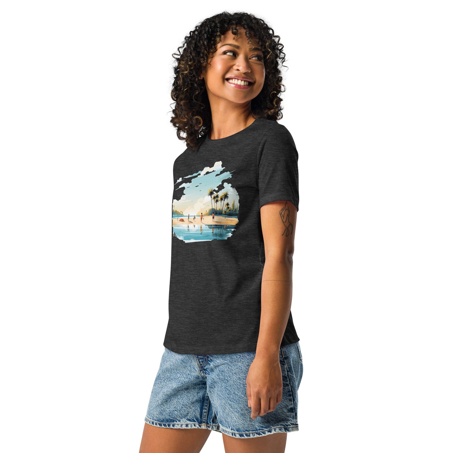 Women with dark grey T-shirt and a picture of sea and sand
