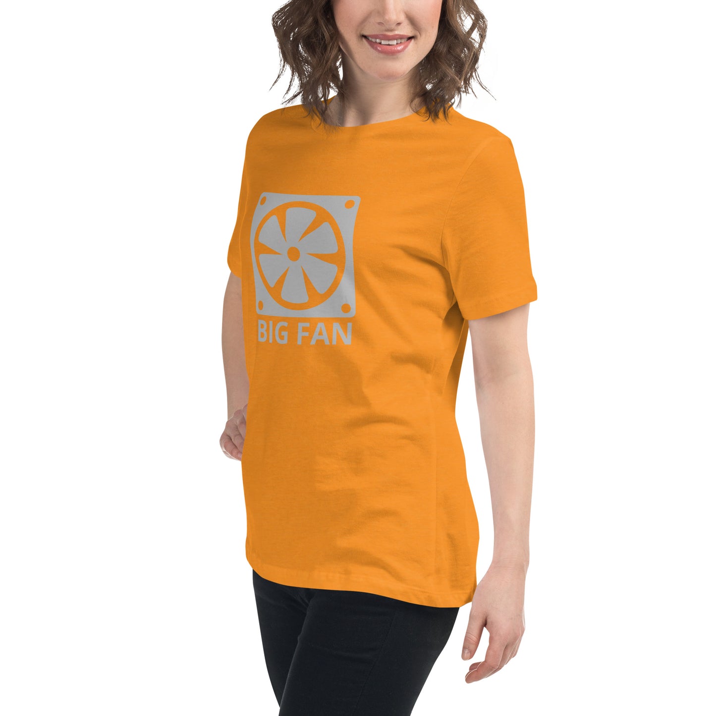 Women with marmalade t-shirt with image of a big computer fan and the text "BIG FAN"