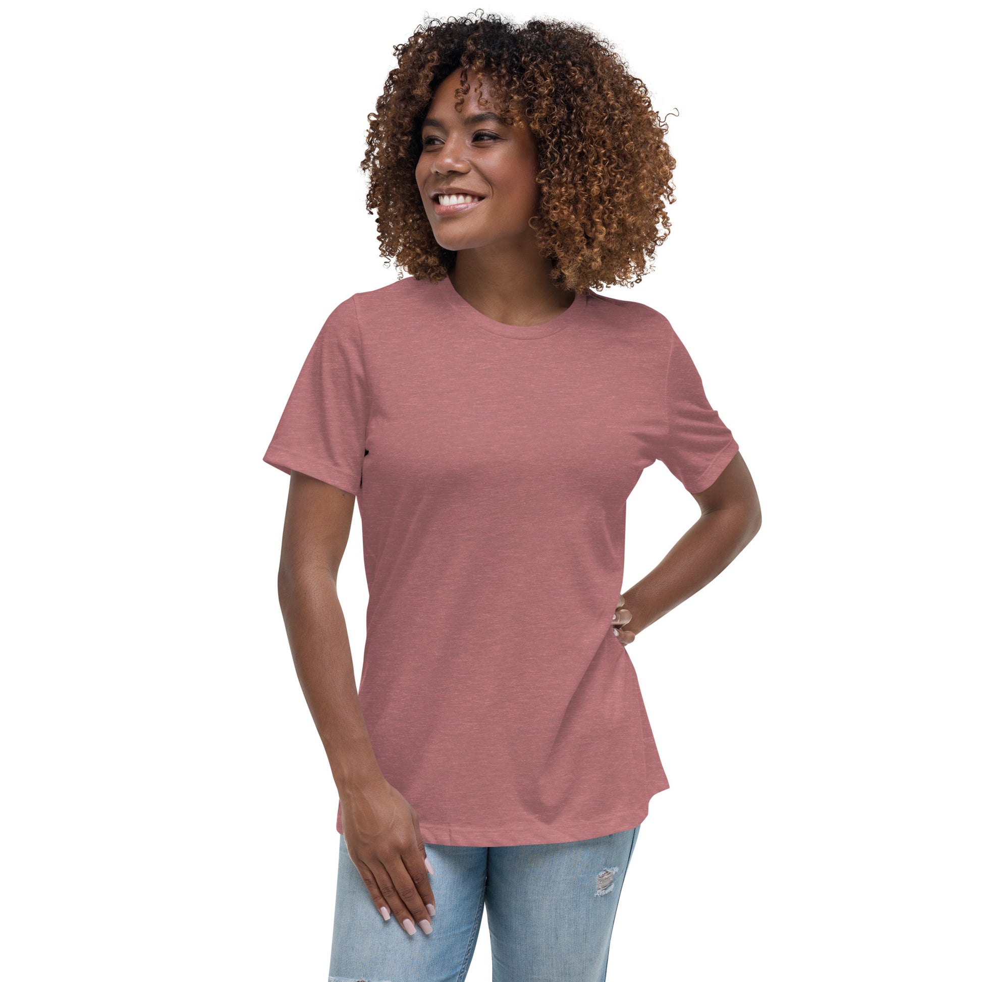 Women with a heather mauve T-shirt without print on the front