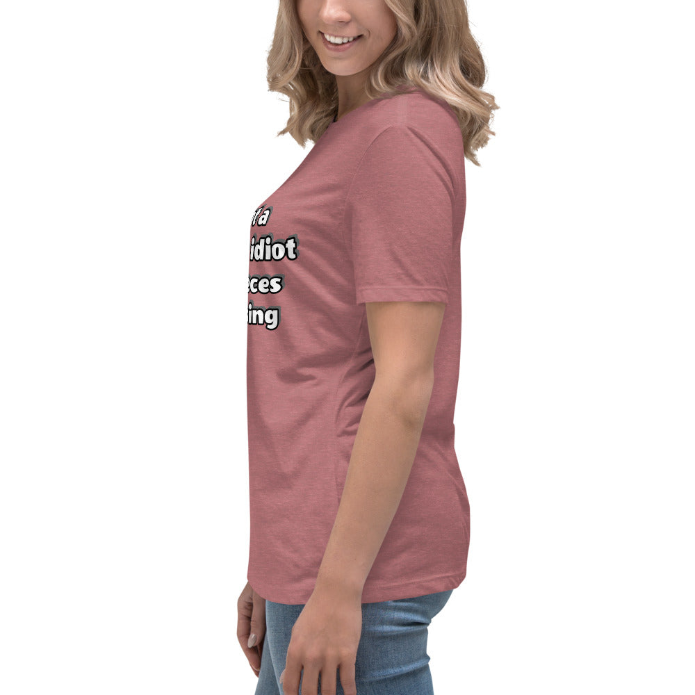 Women with mauve t-shirt with text “I’m not a complete idiot, some pieces are missing”