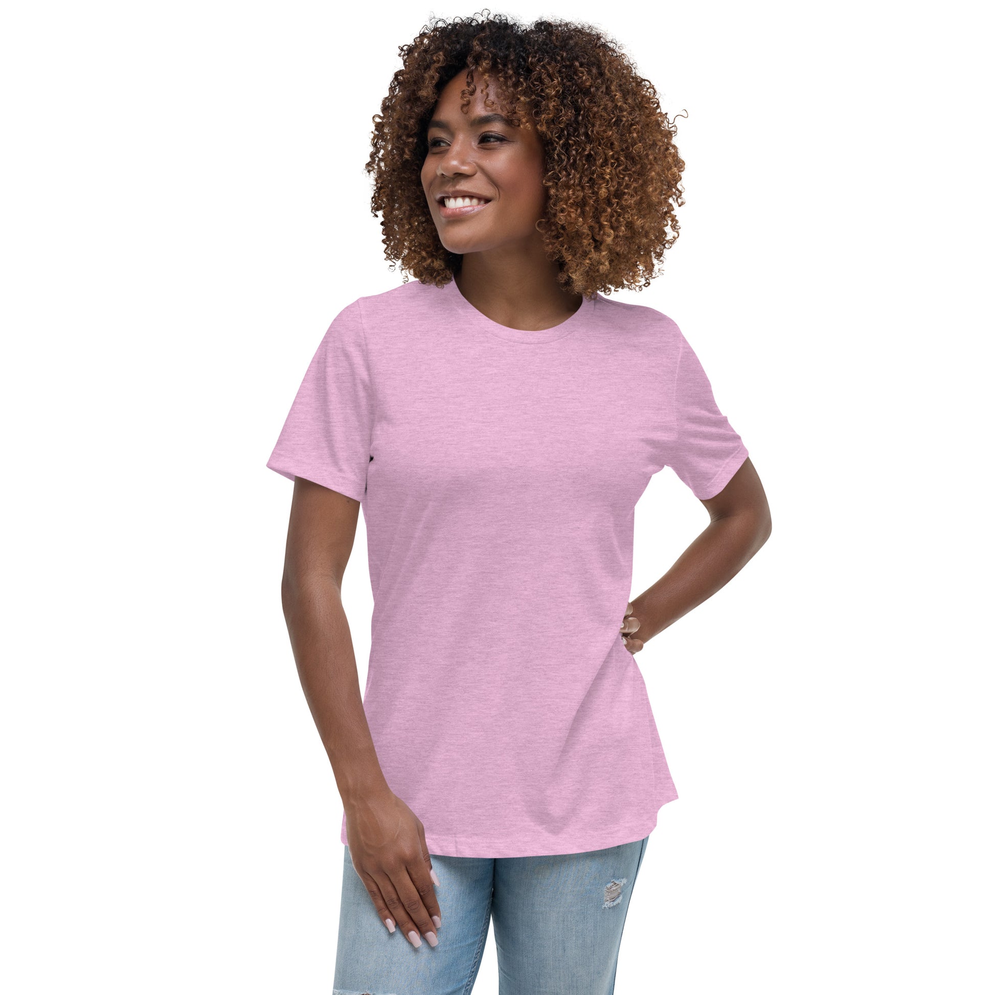 Women with a lilac T-shirt without print on the front