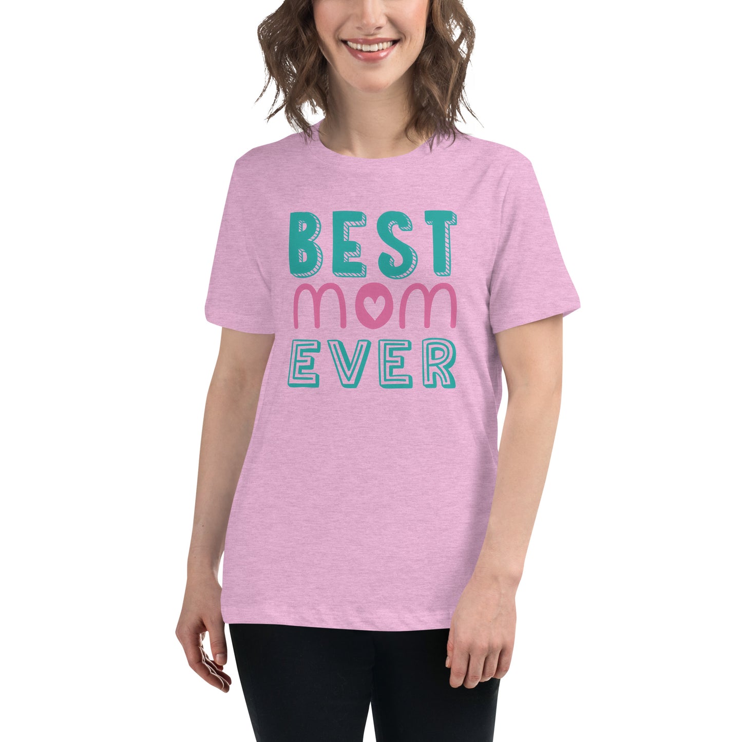 Women with lilac Tshirt with text best MOM Ever