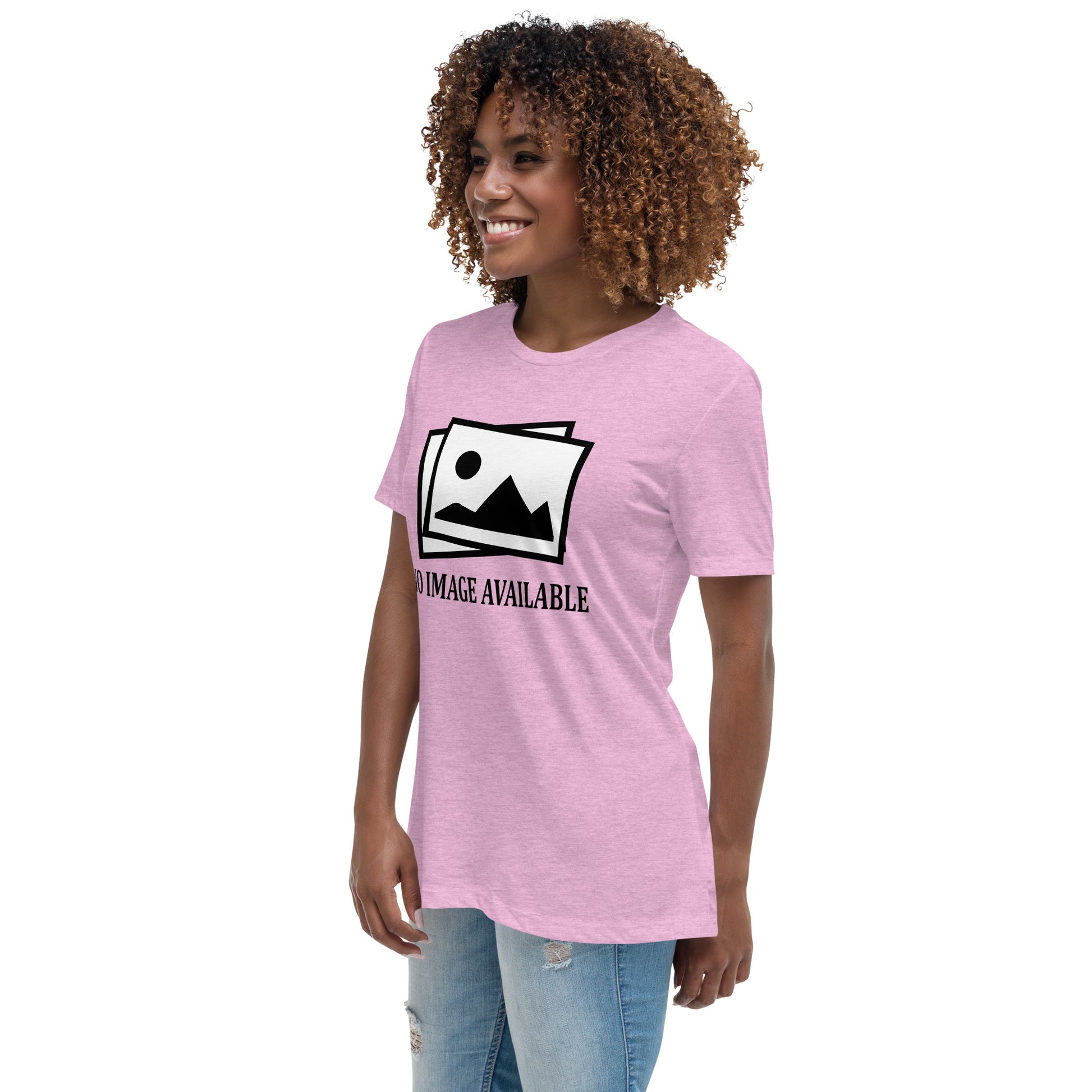 Women with lilac t-shirt with image and text "no image available"