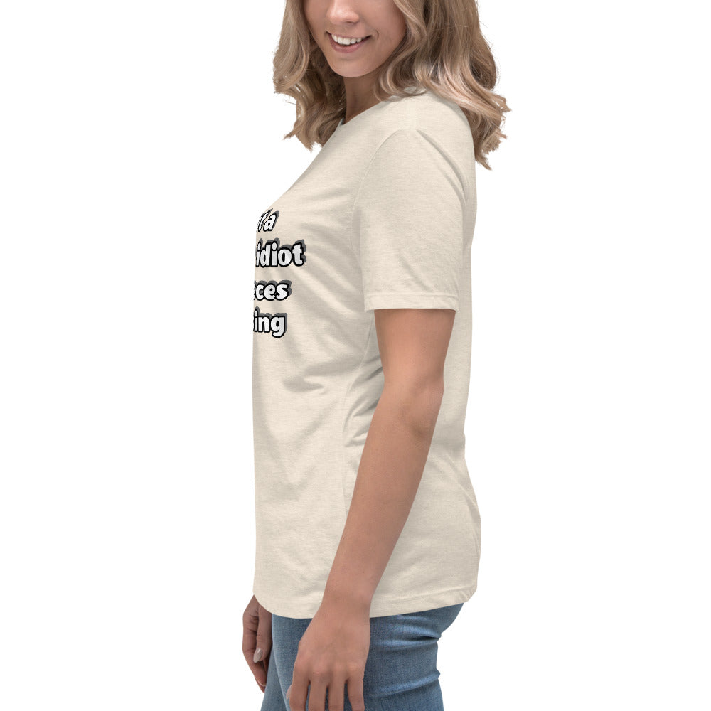 Women with prism t-shirt with text “I’m not a complete idiot, some pieces are missing”