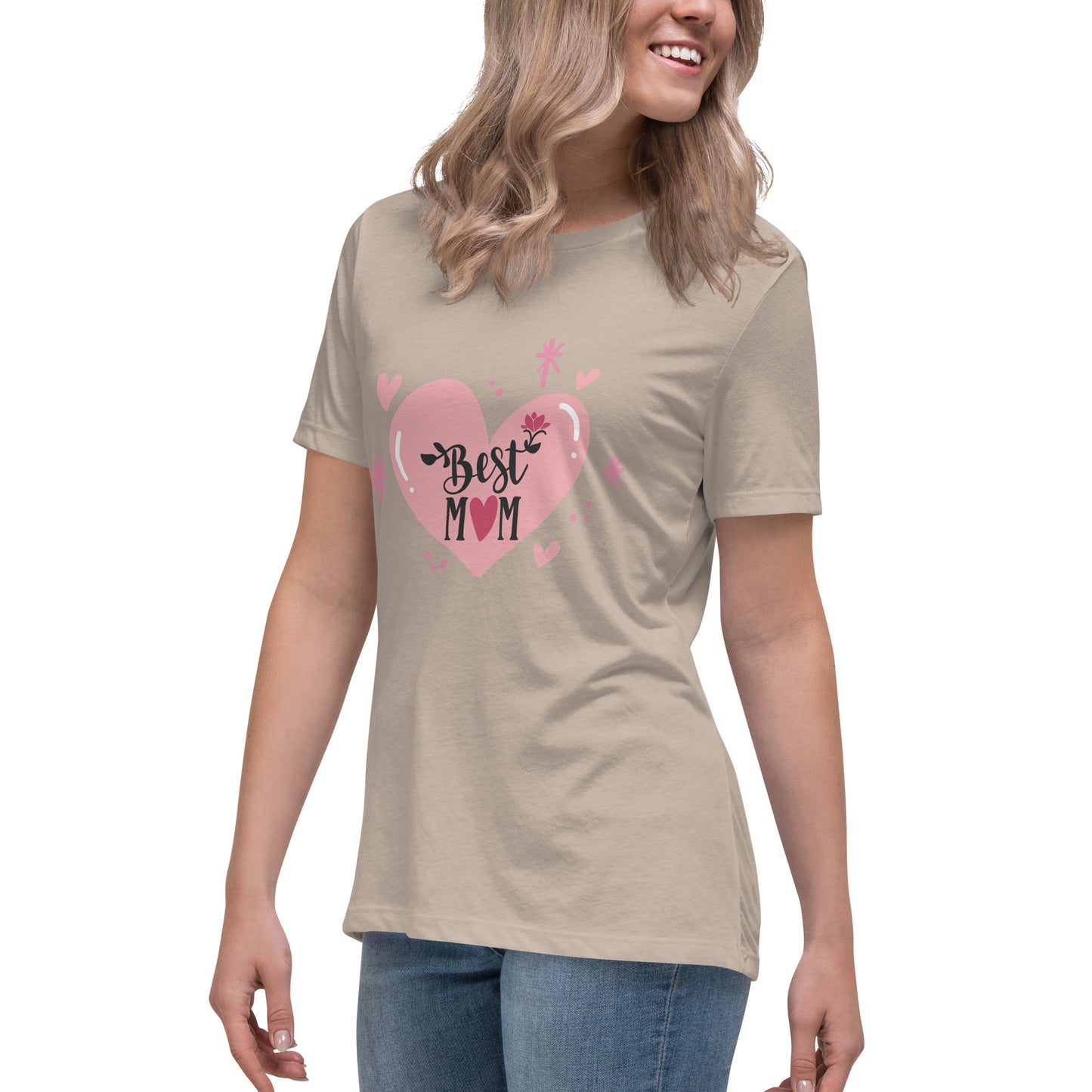 Women with stone t shirt with hart and text best MOM