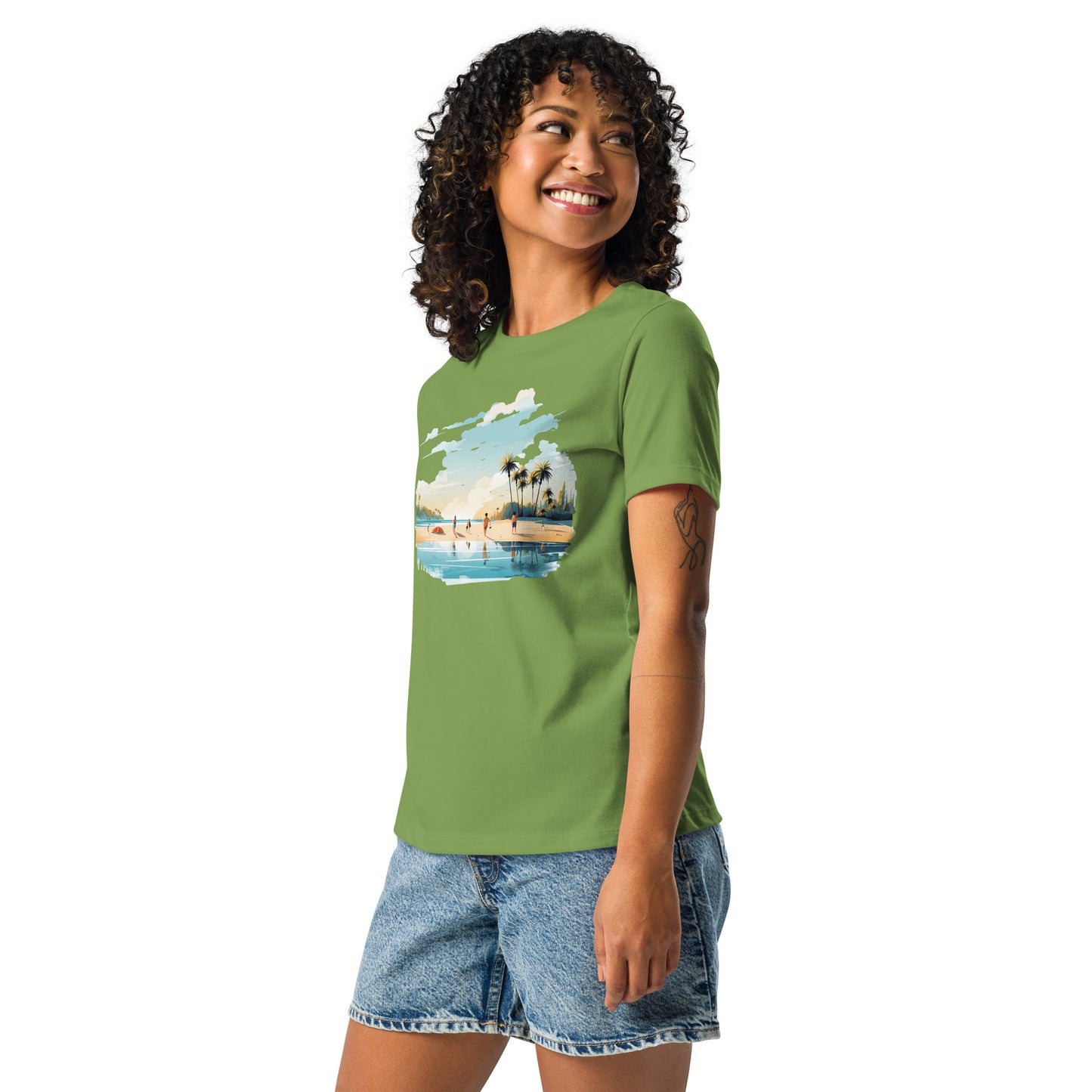 Women with leaf T-shirt and a picture of sea and sand