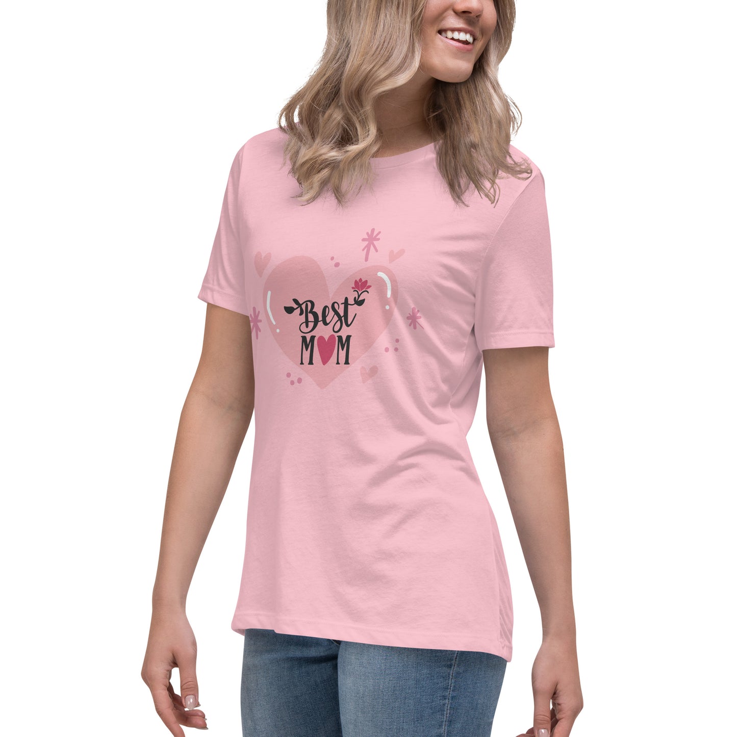 Women with pink t shirt with hart and text best MOM