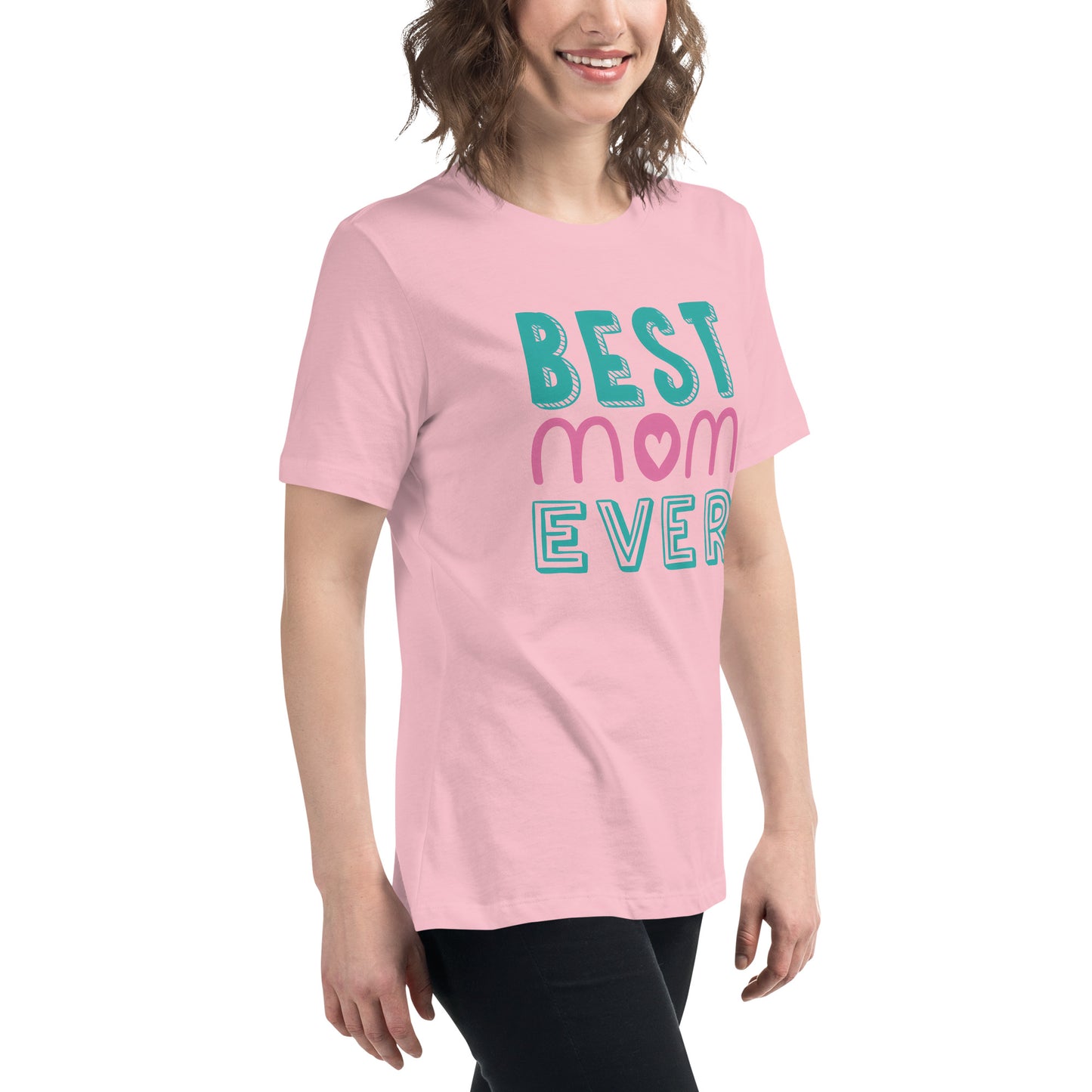 Women with pink Tshirt with text best MOM Ever