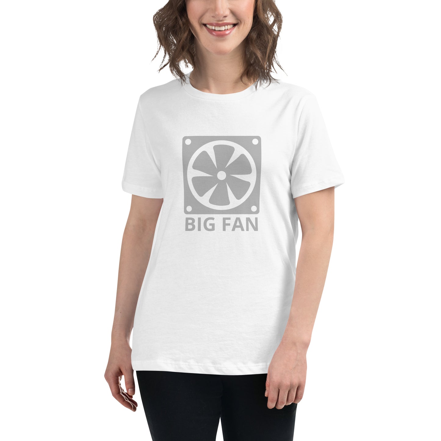Women with white t-shirt with image of a big computer fan and the text "BIG FAN"