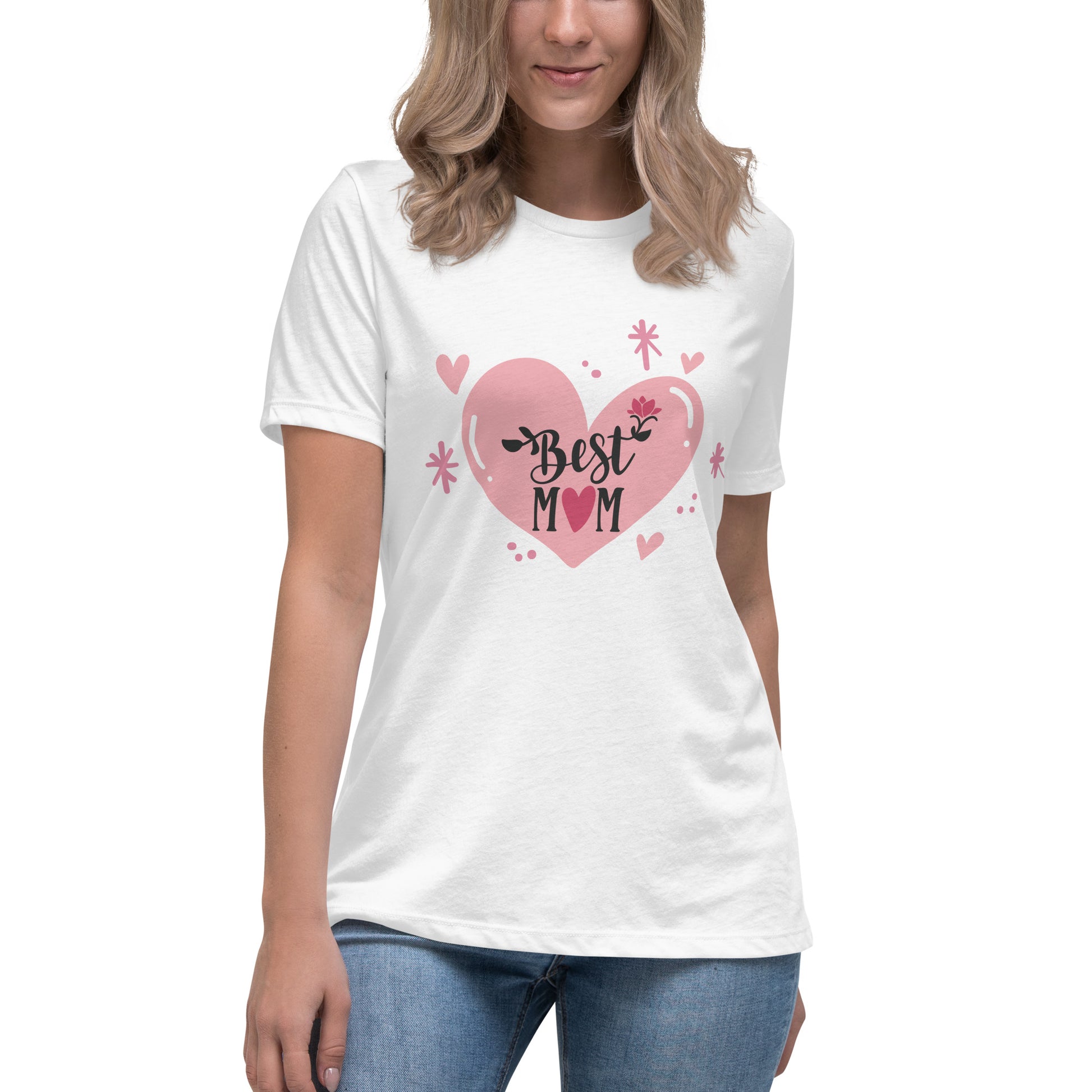 Women with white t shirt with hart and text best MOM