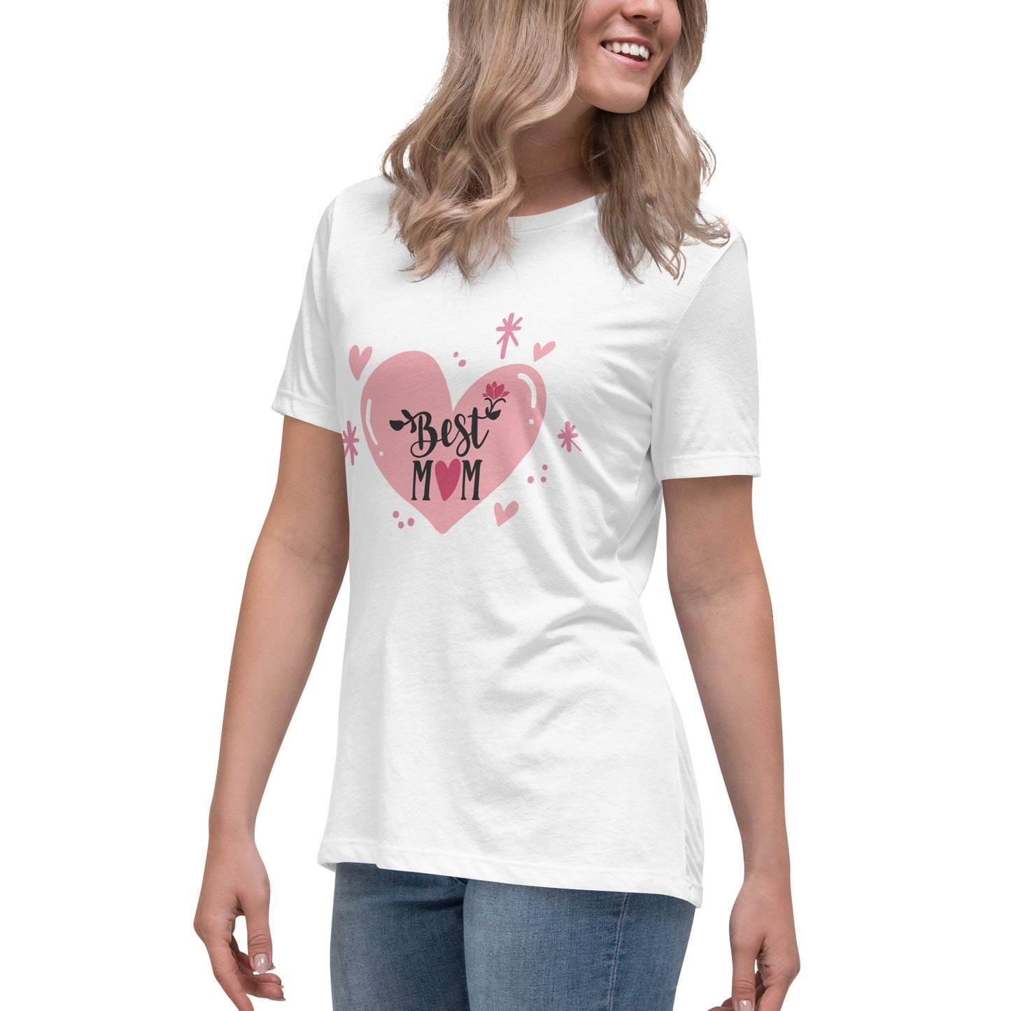 Women with white t shirt with hart and text best MOM