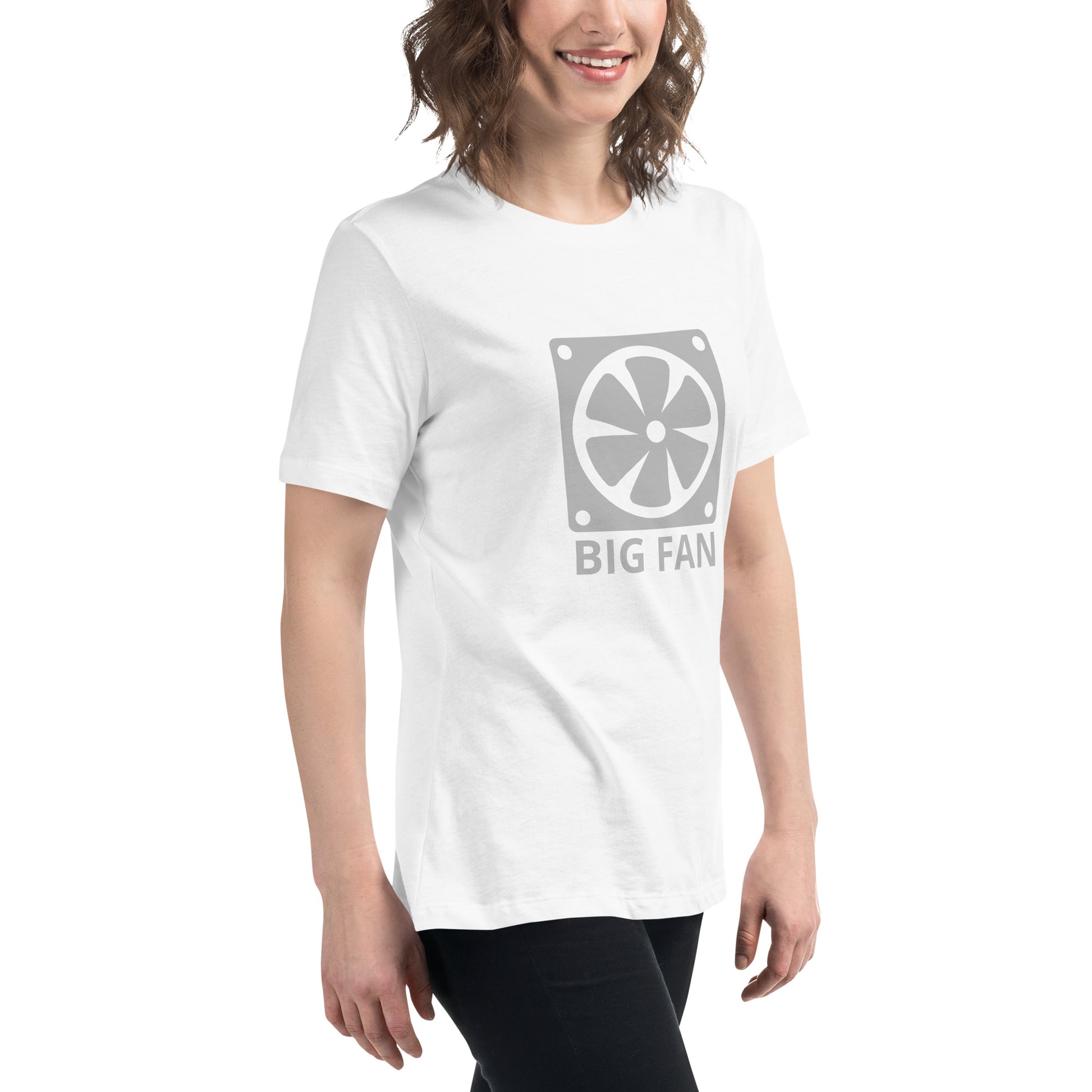 Women with white t-shirt with image of a big computer fan and the text "BIG FAN"