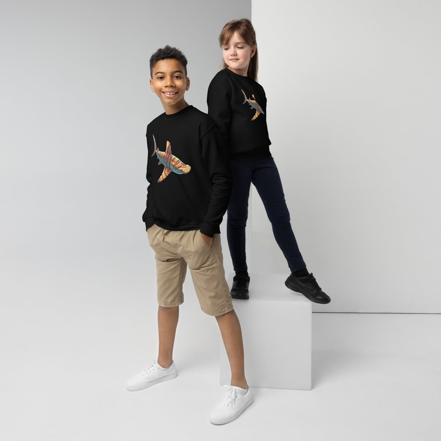 Black sweatshirt for youth with a print of a hammerhead shark