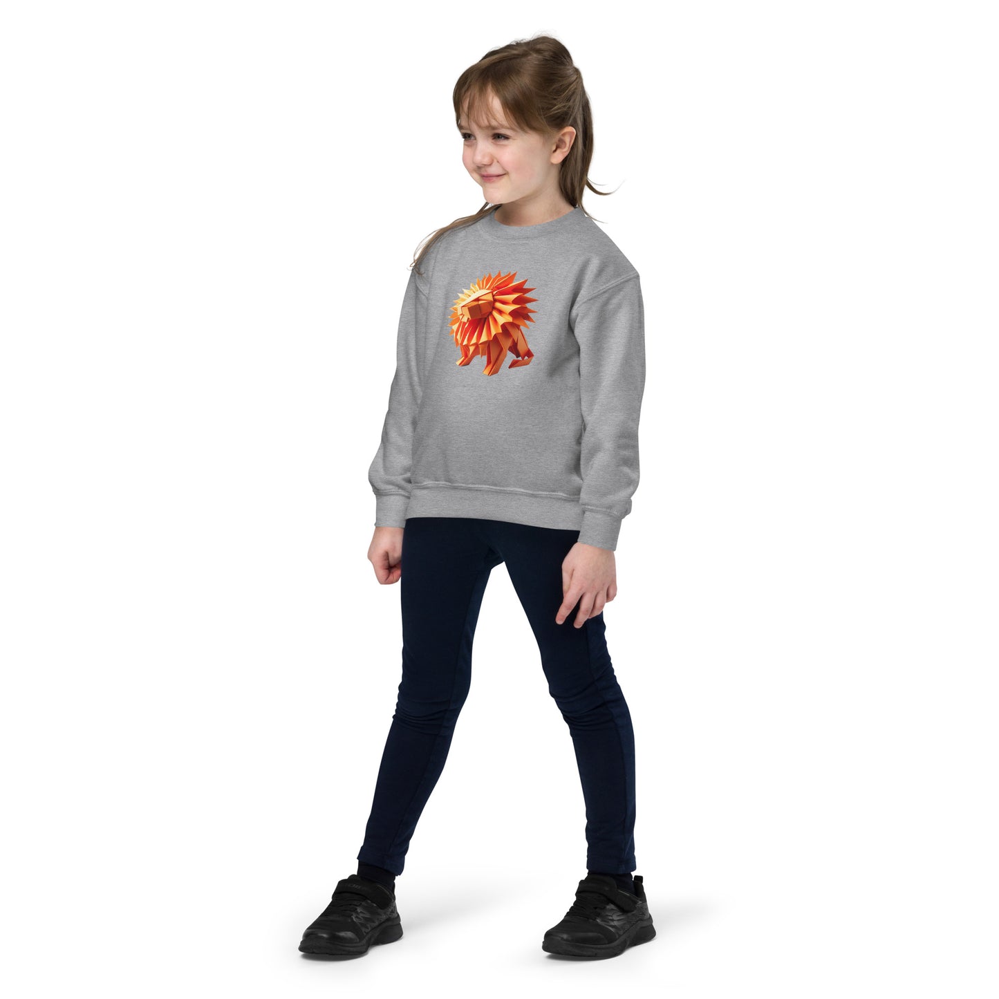 Youth with grey sweater with print of a lion
