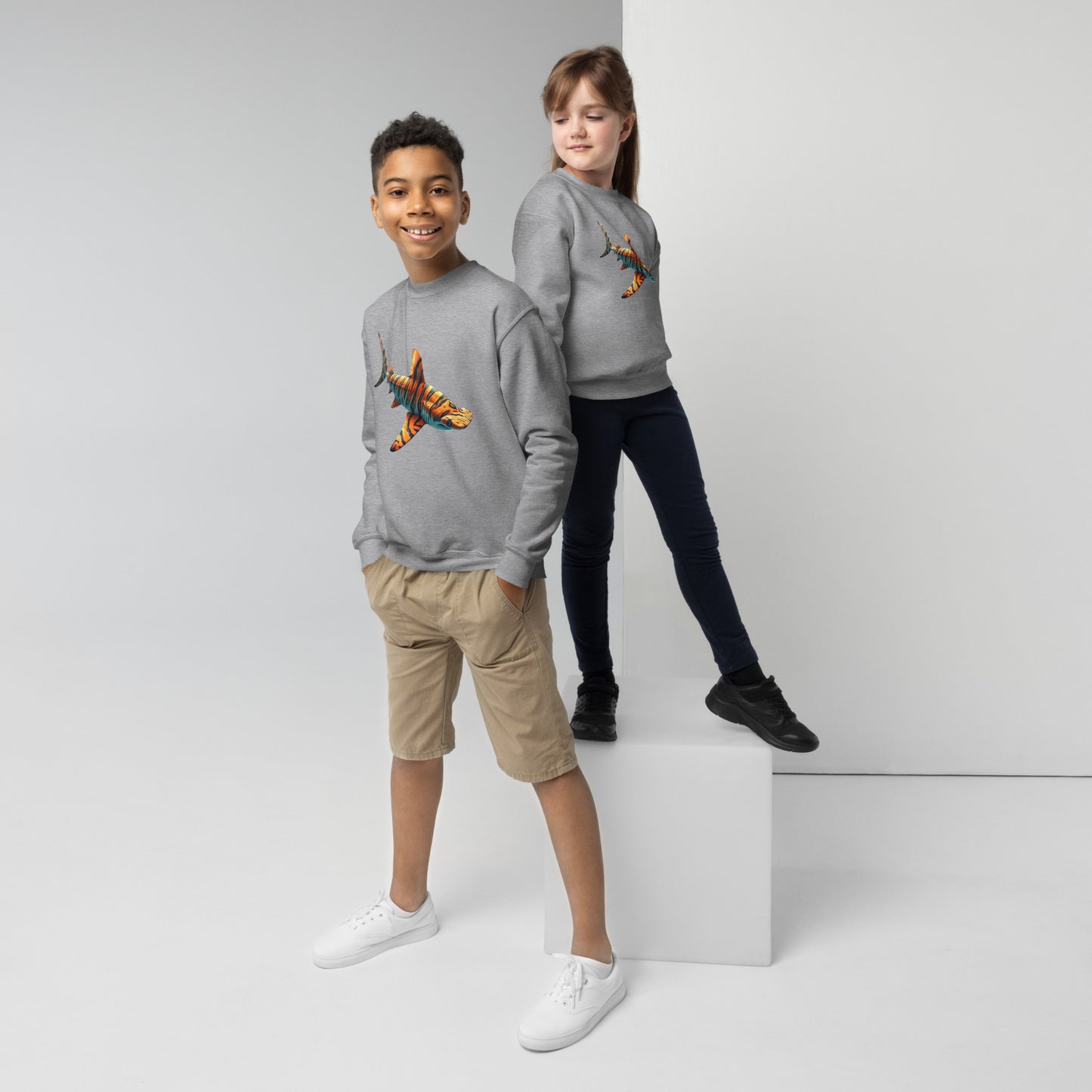 Sport grey sweatshirt for youth with a print of a hammerhead shark