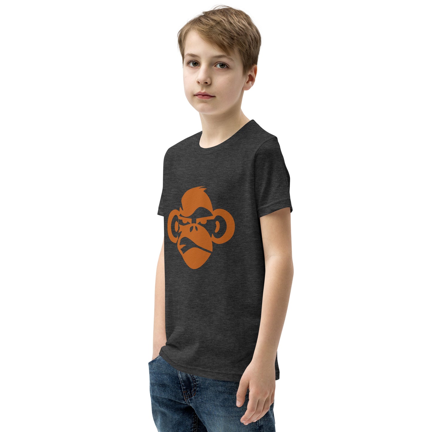 Youth with dark grey T-shirt with a print of a head of a monkey in color brown