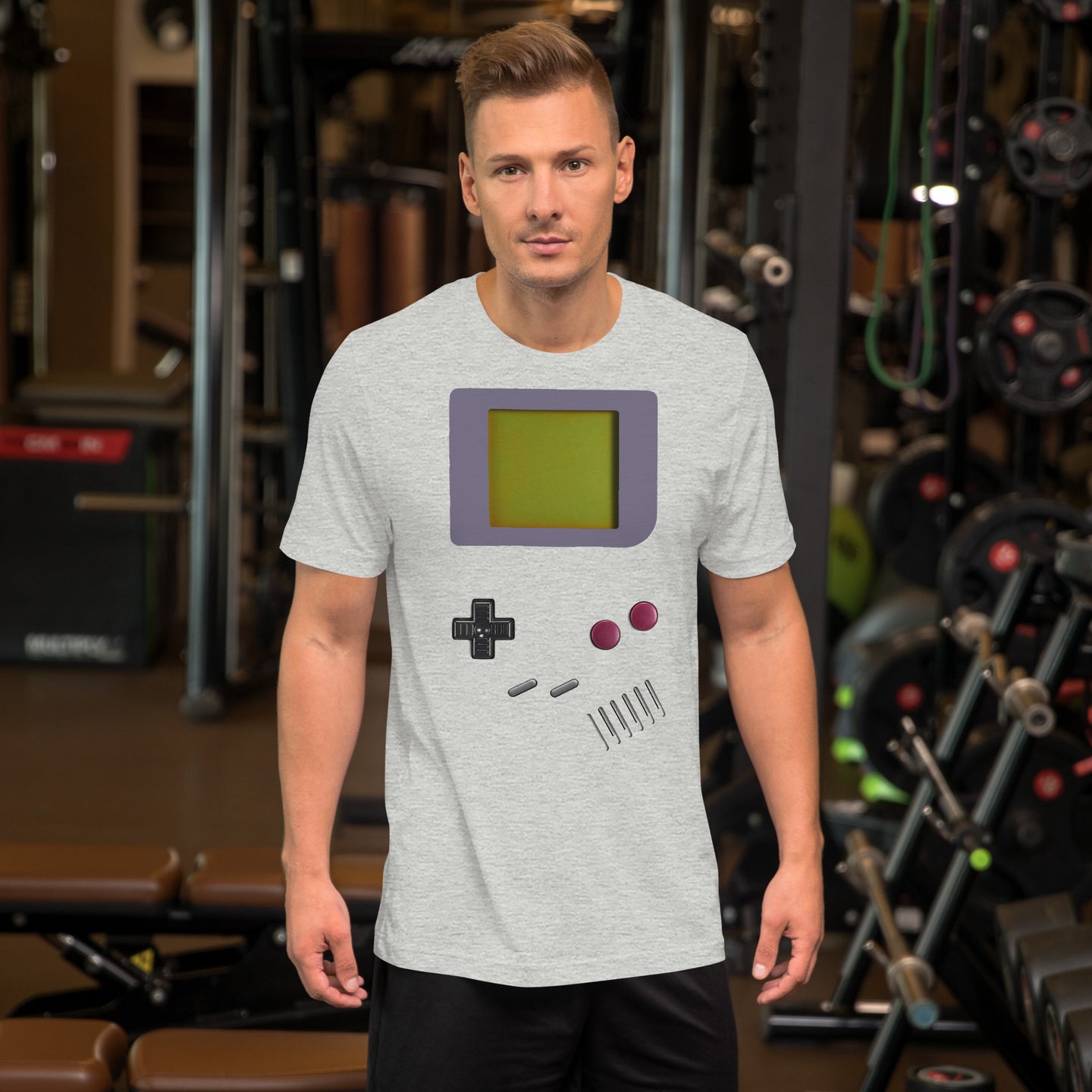 Men with a grey T-shirt with a print of gameboy