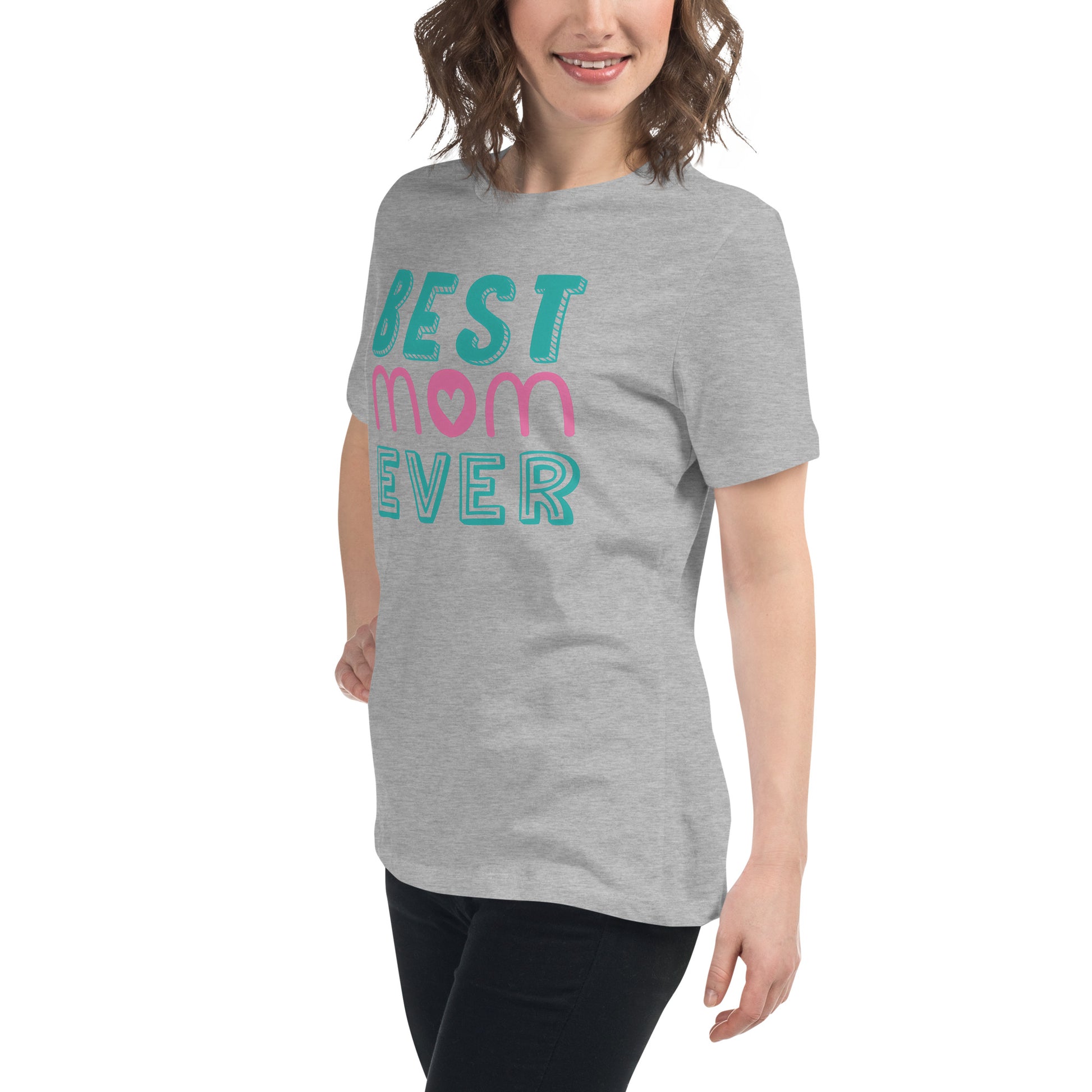 Women with grey Tshirt with text best MOM Ever