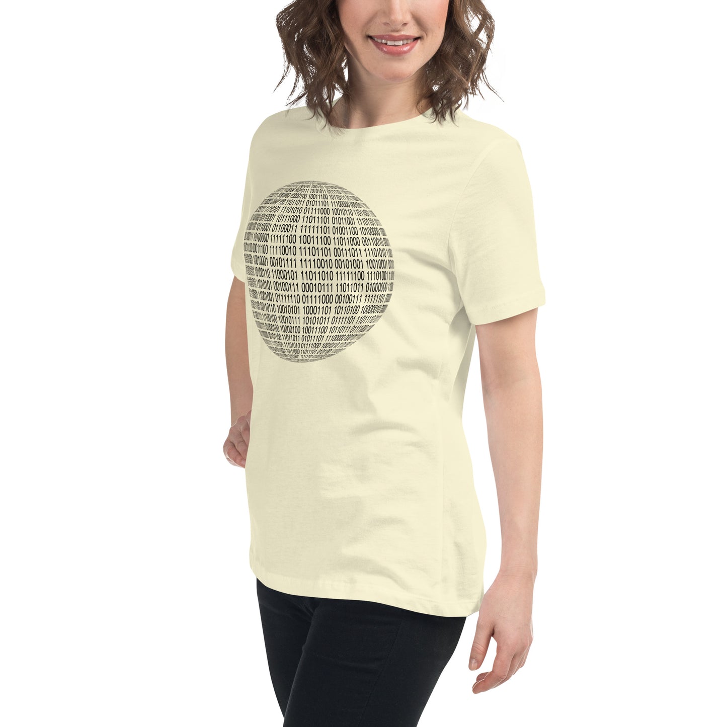 Women with citron T-shirt with binaire sphere