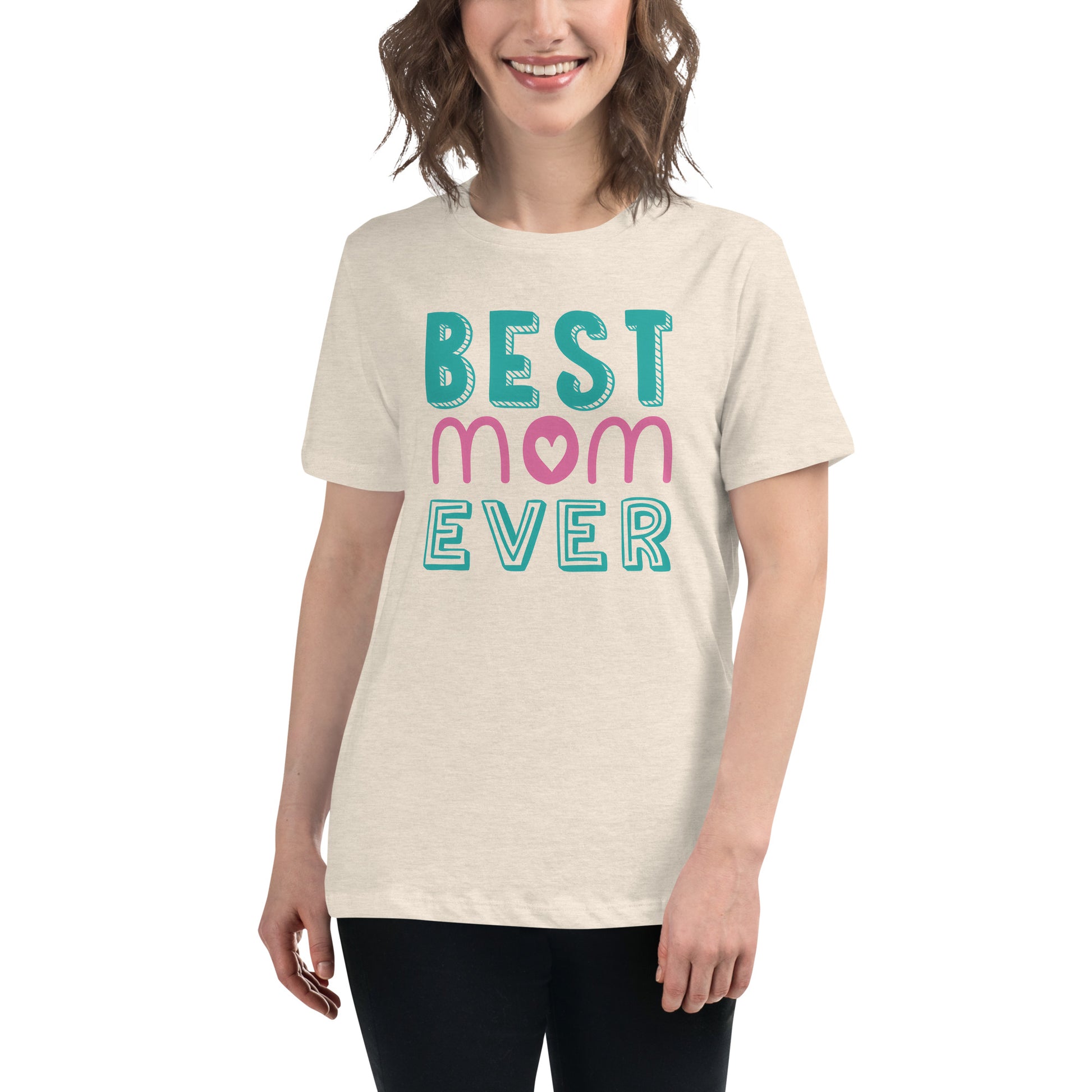 Women with natural Tshirt with text best MOM Ever