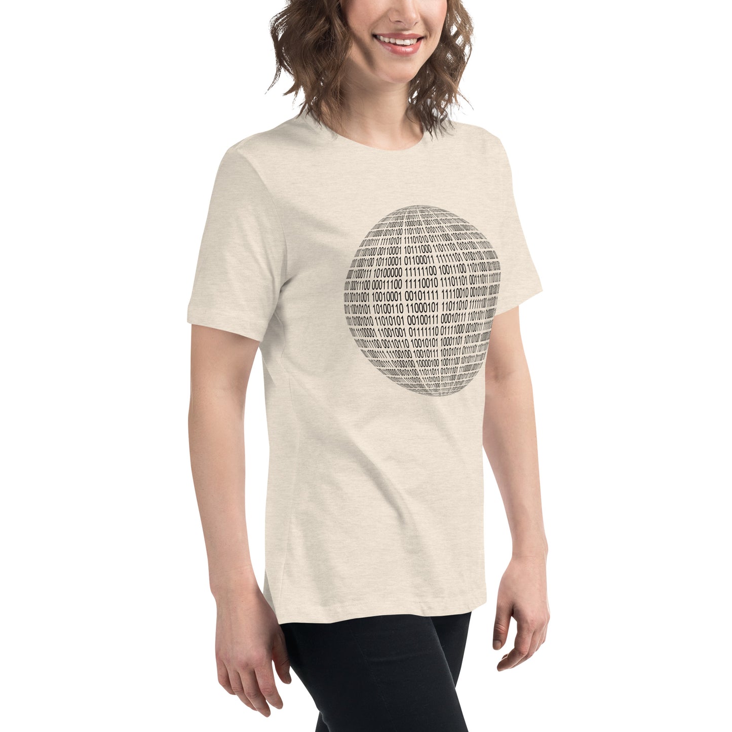 Women with natural T-shirt with binaire sphere