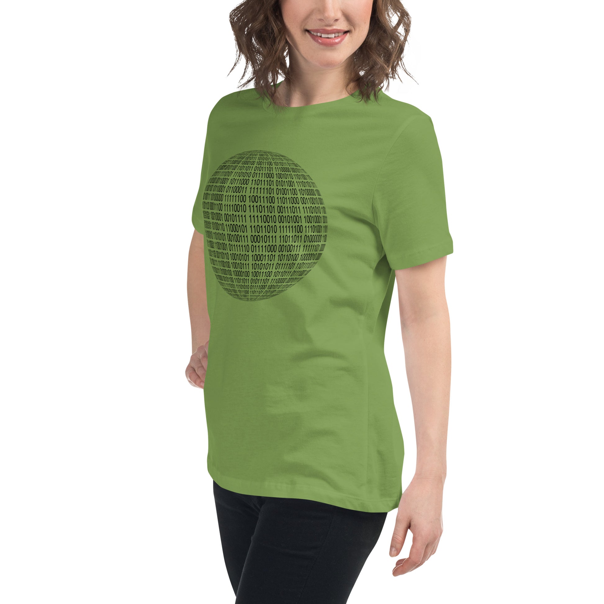 Women with leaf green T-shirt with binaire sphere