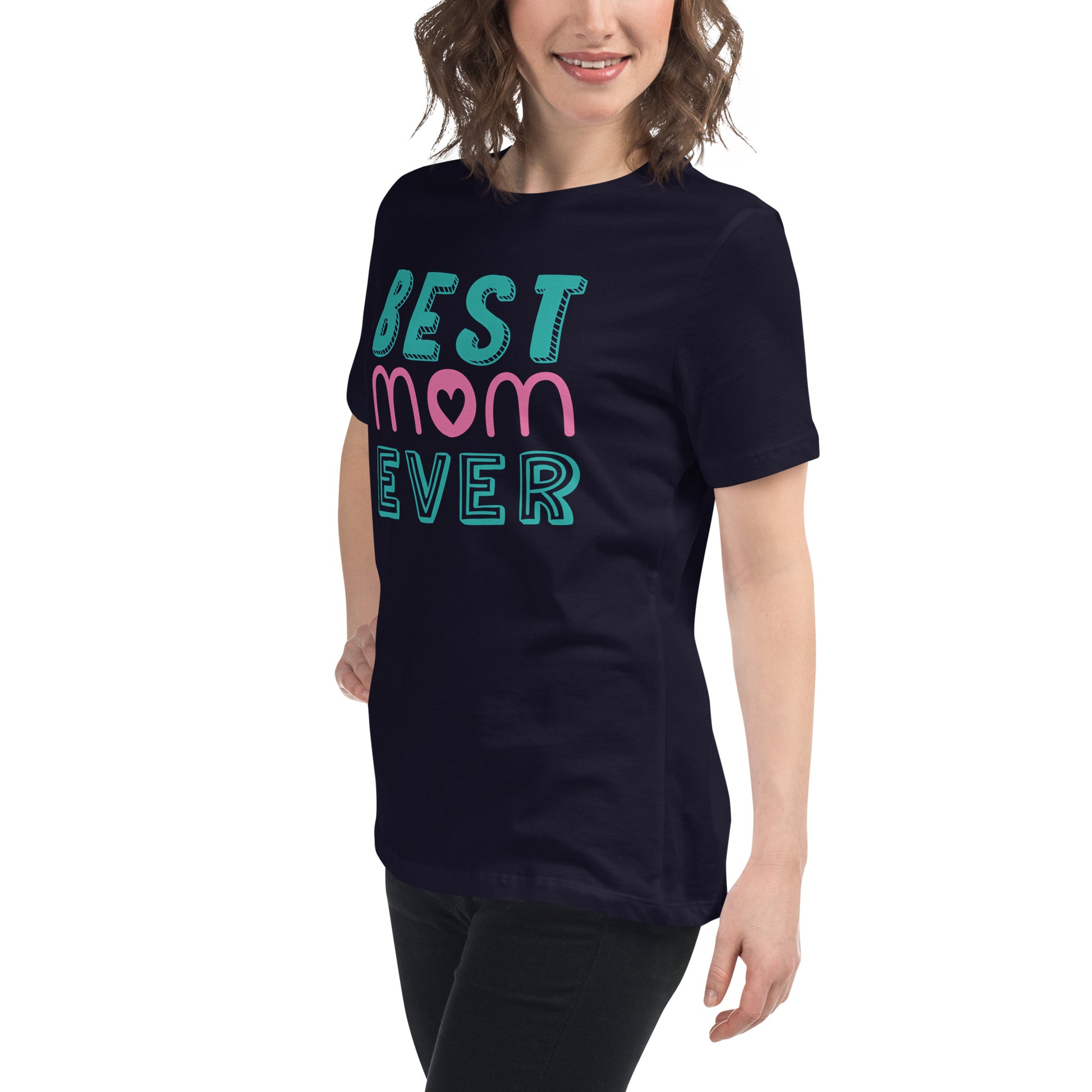 Women with navy blue Tshirt with text best MOM Ever
