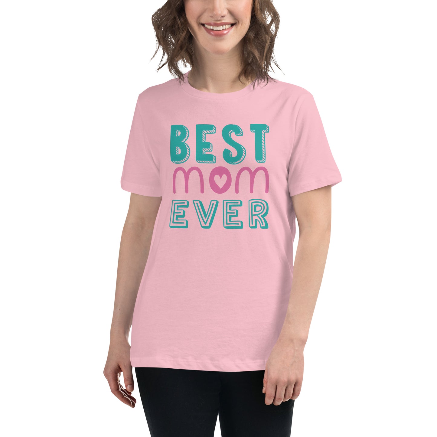 Women with pink Tshirt with text best MOM Ever